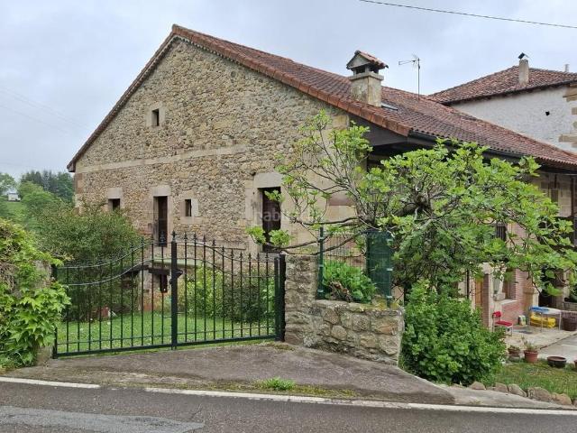 Chalet en venta en Villacarriedo, Cantabria