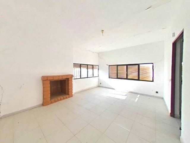 Villa en venta en Villafranca De Los Caballeros