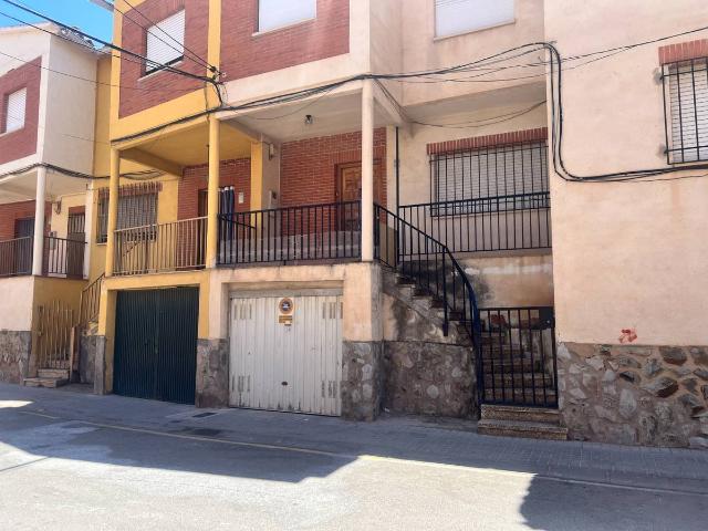 Chalet en venta en Villafranca De Los Caballeros, Castilla-La Mancha
