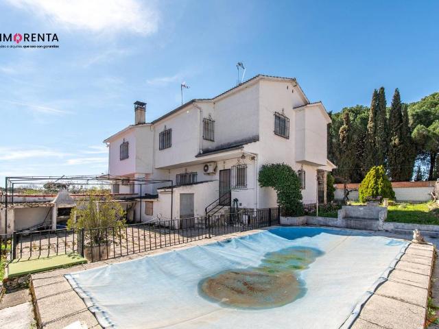 Chalet en venta en Villamanta, Madrid
