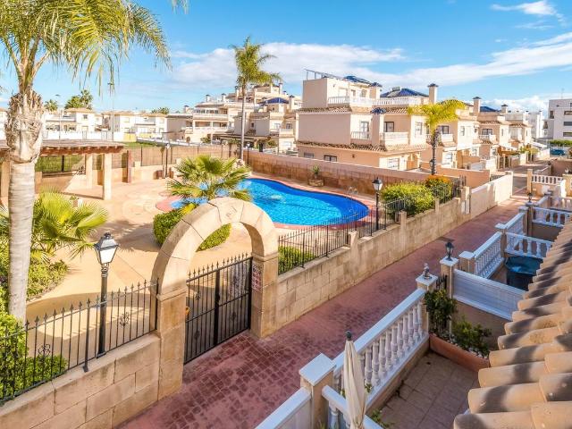 Chalet en venta en Obispo Rocamora, el Baix Segura / La Vega Baja