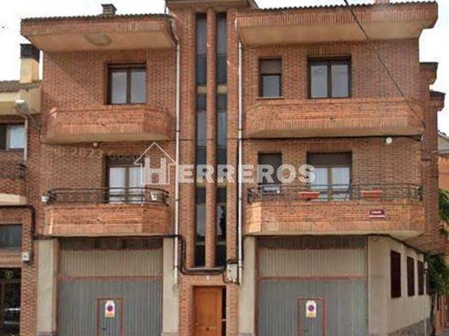 Chalet en venta en Villamediana De Iregua, La Rioja