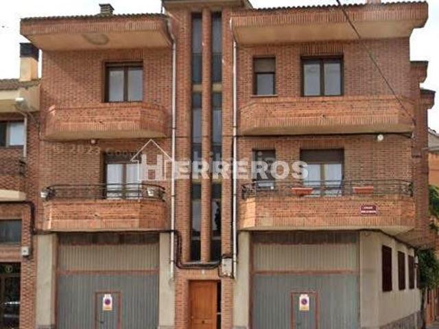 Chalet en venta en Villamediana De Iregua, La Rioja