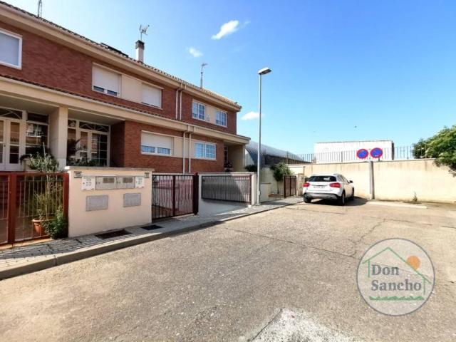 Villa en venta en Villanubla