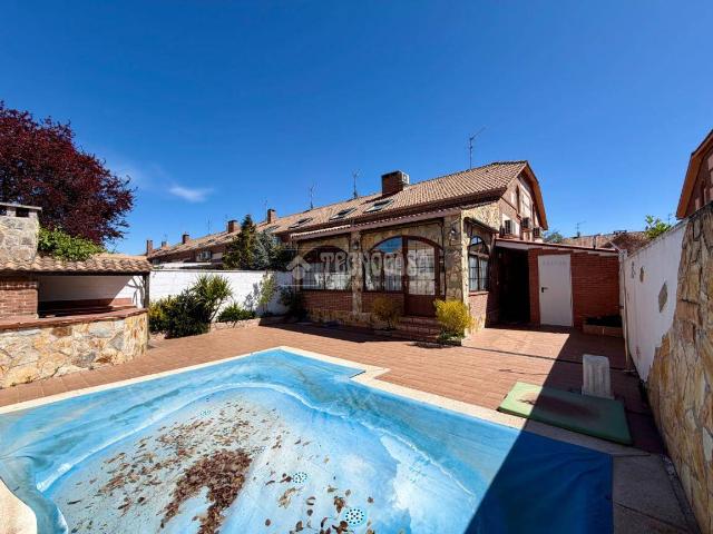 Chalet en venta en Villanueva De La Torre, Castilla-La Mancha
