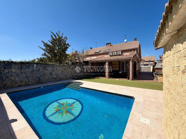 Chalet en venta en Villanueva De La Torre, Castilla-La Mancha