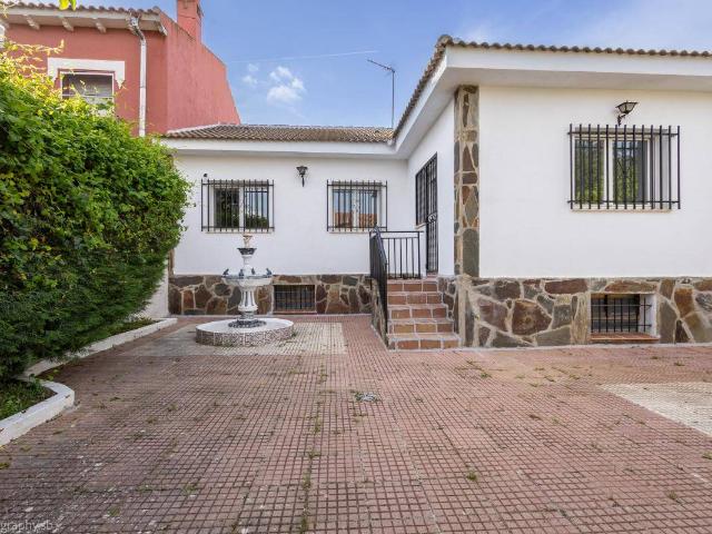 Chalet en venta en Villanueva De La Torre, Castilla-La Mancha