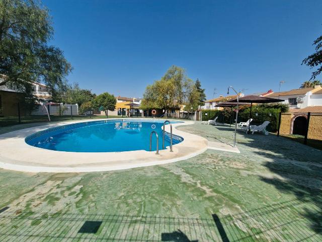Chalet en venta en Villanueva Del Ariscal, Sevilla