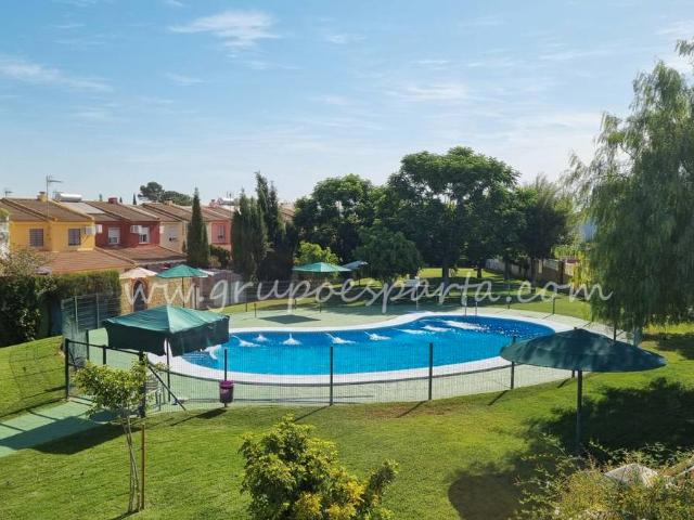 Chalet en venta en Villanueva Del Ariscal, Sevilla