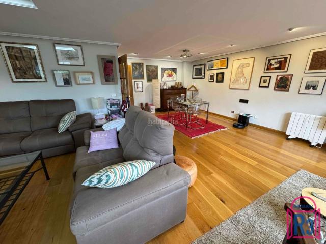 Chalet en venta en Navatejera, Villaquilambre