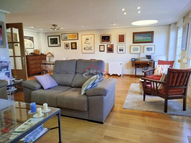Chalet en venta en Navatejera, Villaquilambre