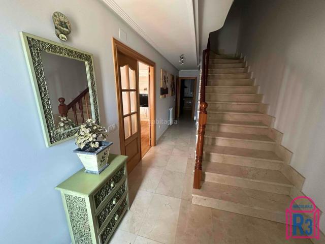 Chalet en venta en Navatejera, Villaquilambre