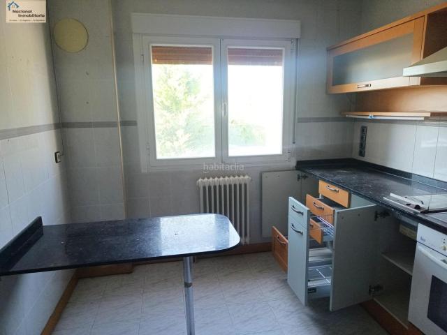 Villa en venta en Villares De La Reina