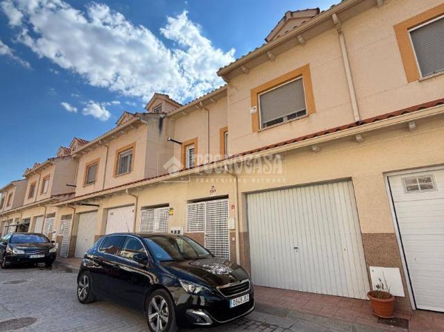 Villa en venta en Villarrubio