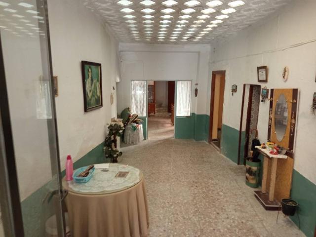 Villa en venta en Villatobas