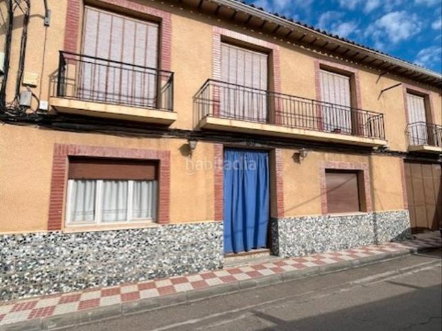 Villa en venta en Villatobas