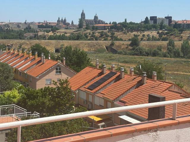 Villa en venta en Salamanca, Centro