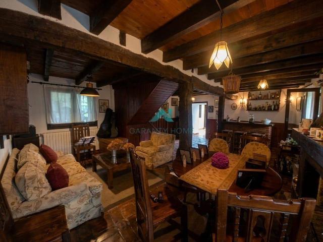 Chalet en venta en Bádames, Voto