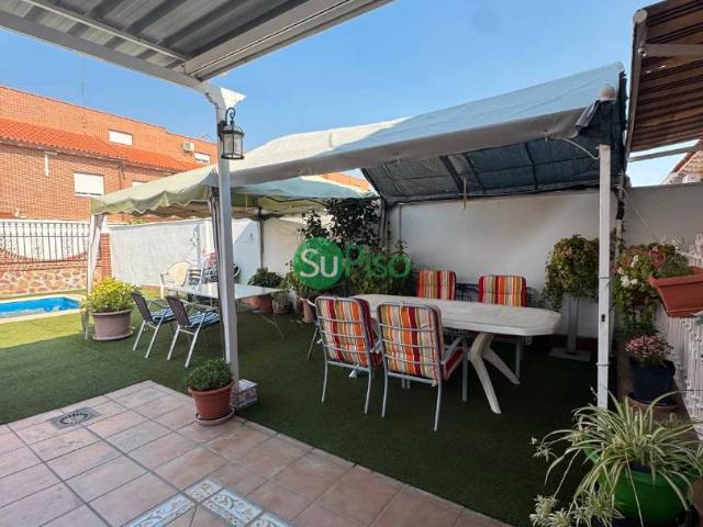 Villa en venta en Yeles, Camino de Yuncos