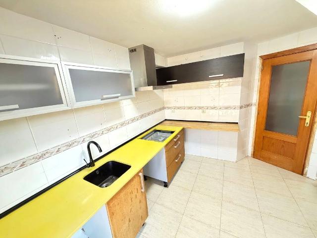 Chalet en venta en Yunquera De Henares, Castilla-La Mancha