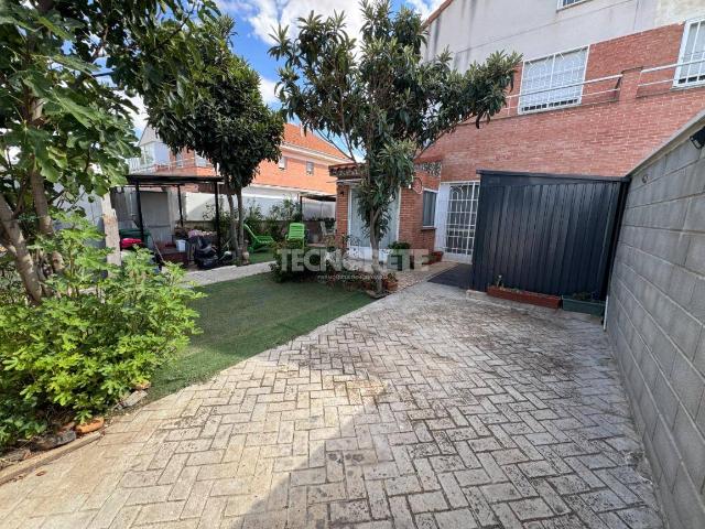 Chalet en venta en Yunquera de Henares, Guadalajara
