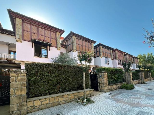 Chalet en venta en Azken Portu, Urola-Kosta