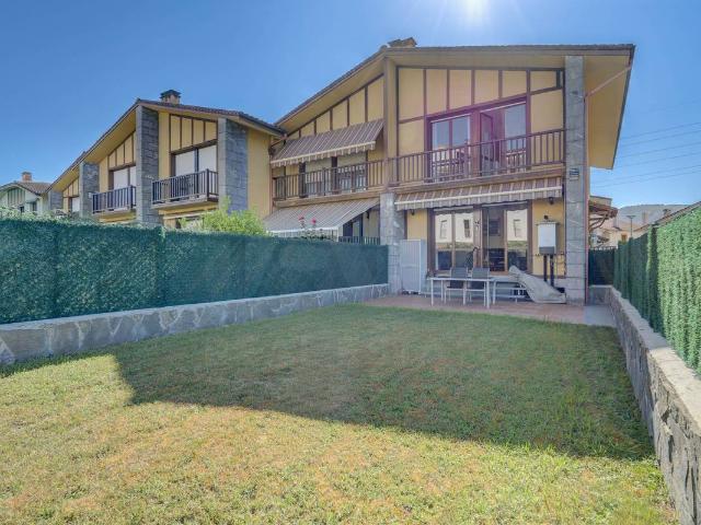 Chalet en venta en Zizurkil
