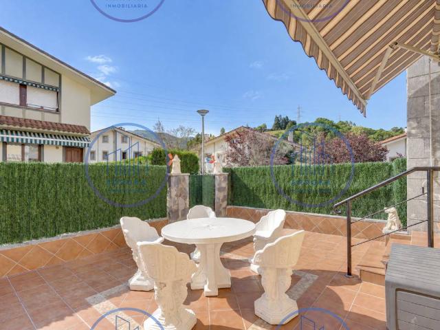 Chalet en venta en Zizurkil, Guipúzcoa
