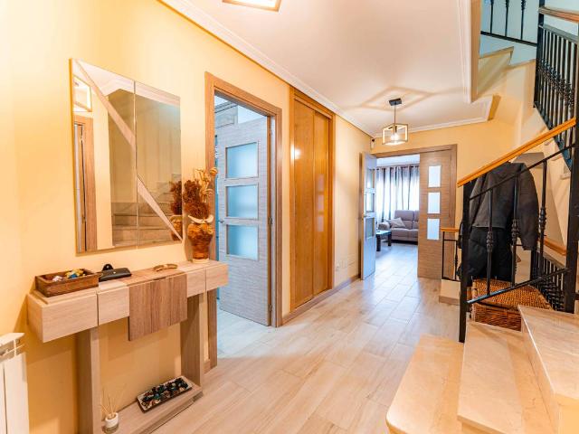 Chalet en venta en Arroyomolinos, Madrid