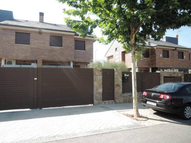 Chalet en venta en Arroyomolinos, Madrid