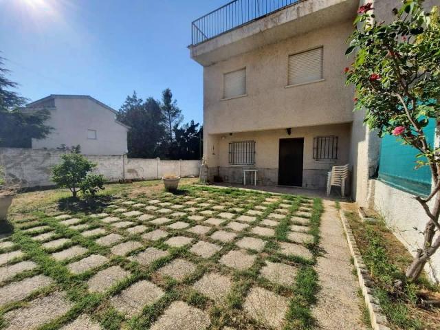 Villa en venta en Hormigos
