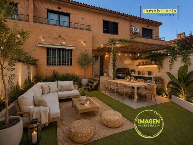 Chalet en venta en Zaragoza, Aragón