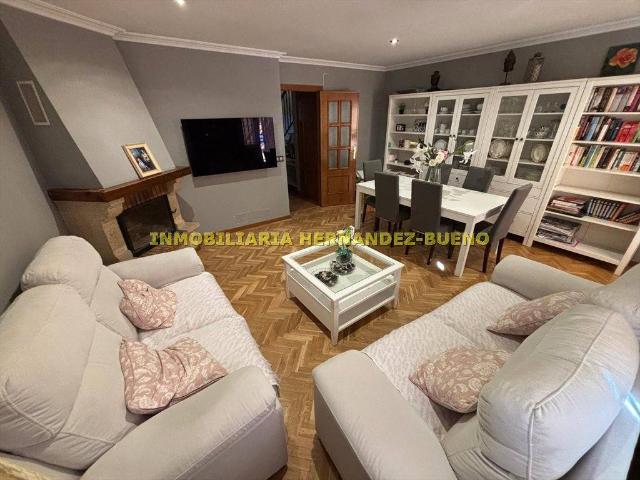 Villa en venta en Salamanca, Centro