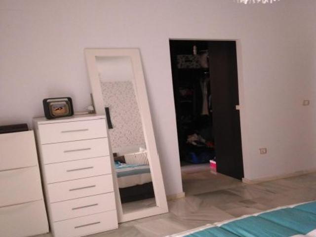 Casa en venta en Umbrete, Andalucía
