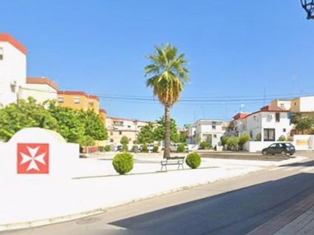 Casa en venta en Lora Del Río, Andalucía