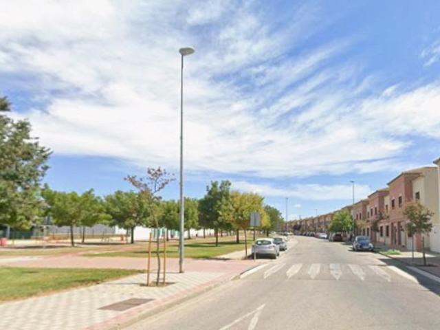 Casa en venta en Utrera, Andalucía