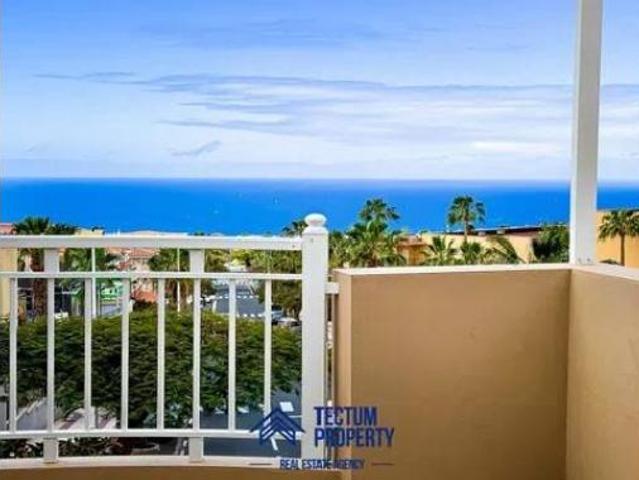 Chalet en venta en Los Olivos, Adeje