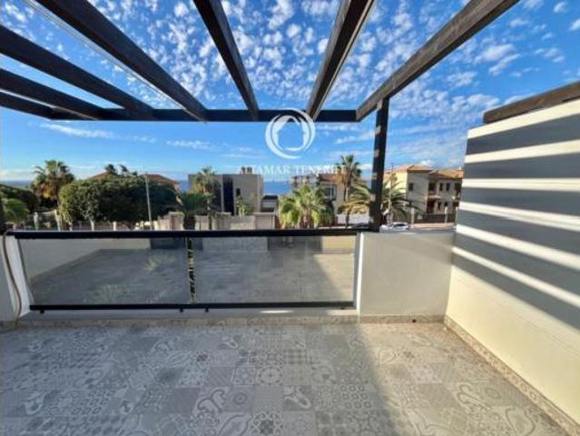 Chalet en venta en El Galeón, Adeje