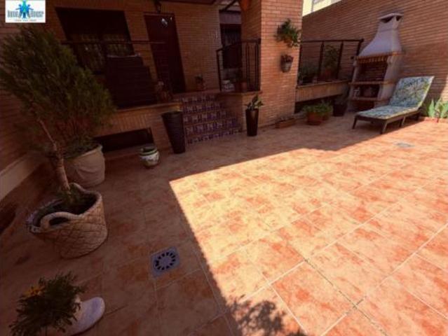 Chalet en venta en Distrito 3, Albacete