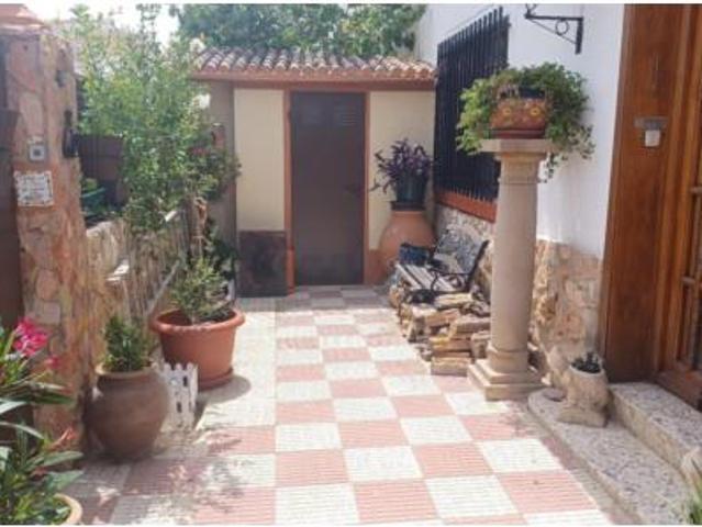 Chalet en venta en Distrito 2, Albacete