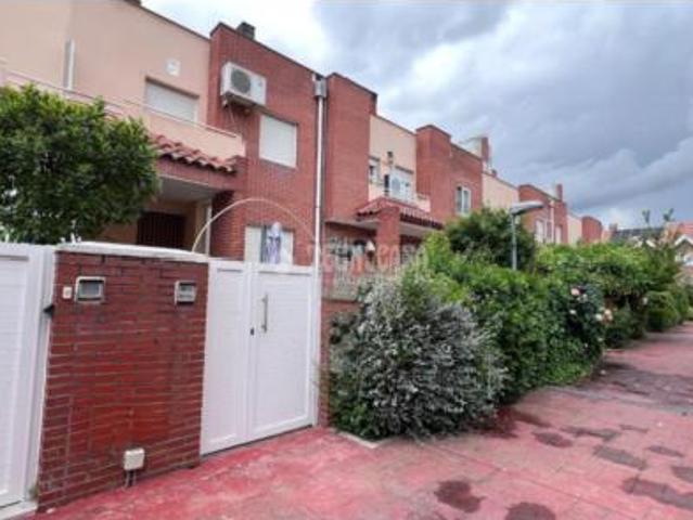 Chalet en venta en Distrito IV, Alcalá De Henares