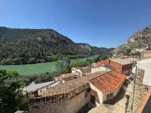 Chalet en venta en Alcalá Del Júcar, Castilla-La Mancha