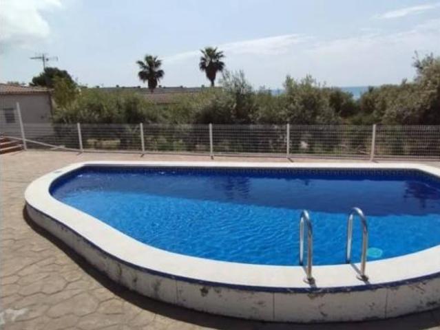 Villa en venta en Alcanar