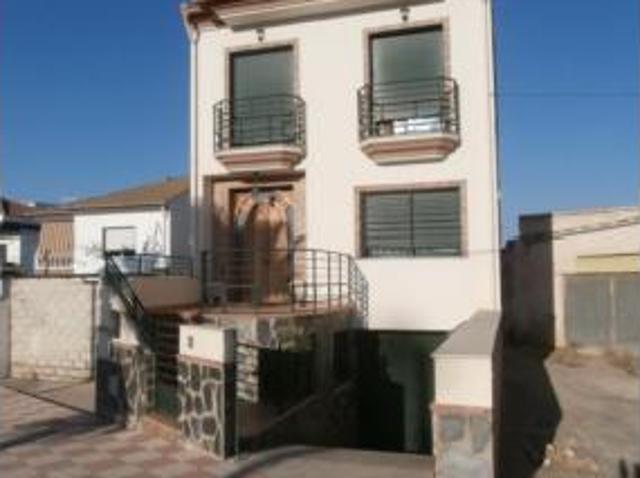 Chalet en venta en Alcaudete, Andalucía