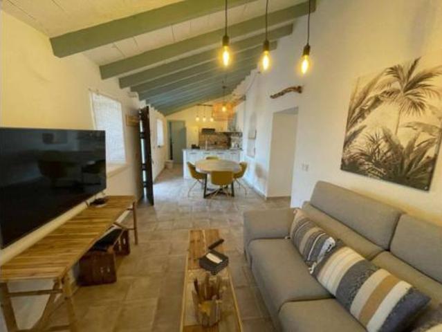 Villa en venta en Almáchar