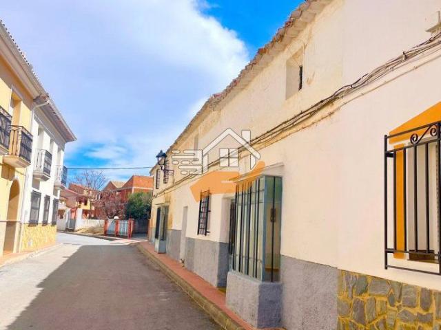 Casa en venta en María, Almería