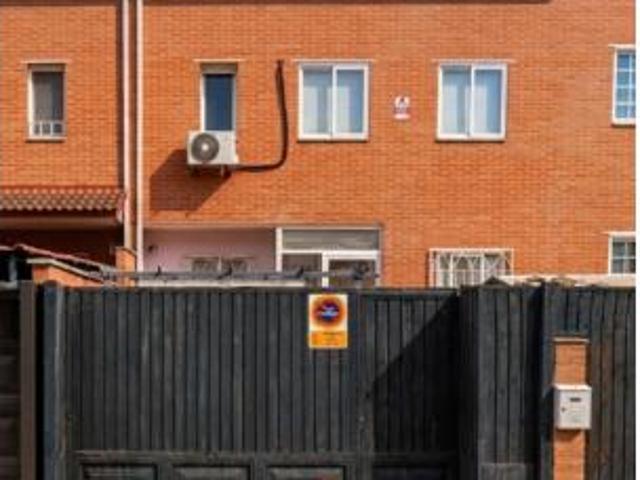 Chalet en venta en Alovera, Castilla-La Mancha
