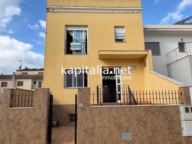 Chalet en venta en La Canal de Navarrés, Valencia