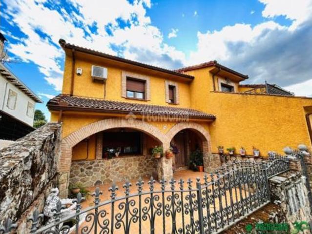 Chalet en venta en Arenas De San Pedro, Castilla y León