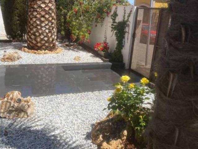 Villa en venta en Argamasilla De Calatrava, Residencial los Encinares